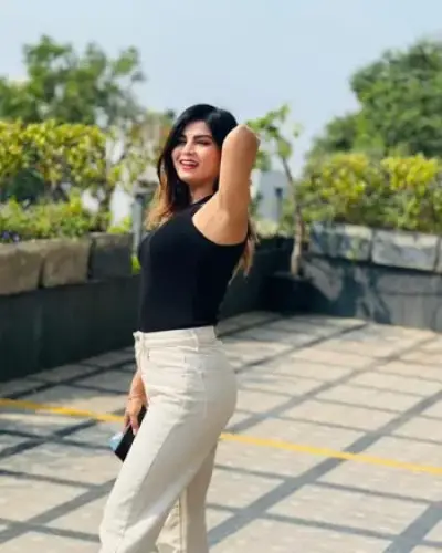 Call Girls Bhanvad Cash On Delivery