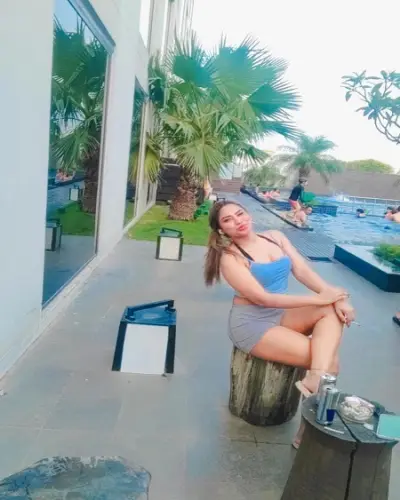 Escort Bhanvad